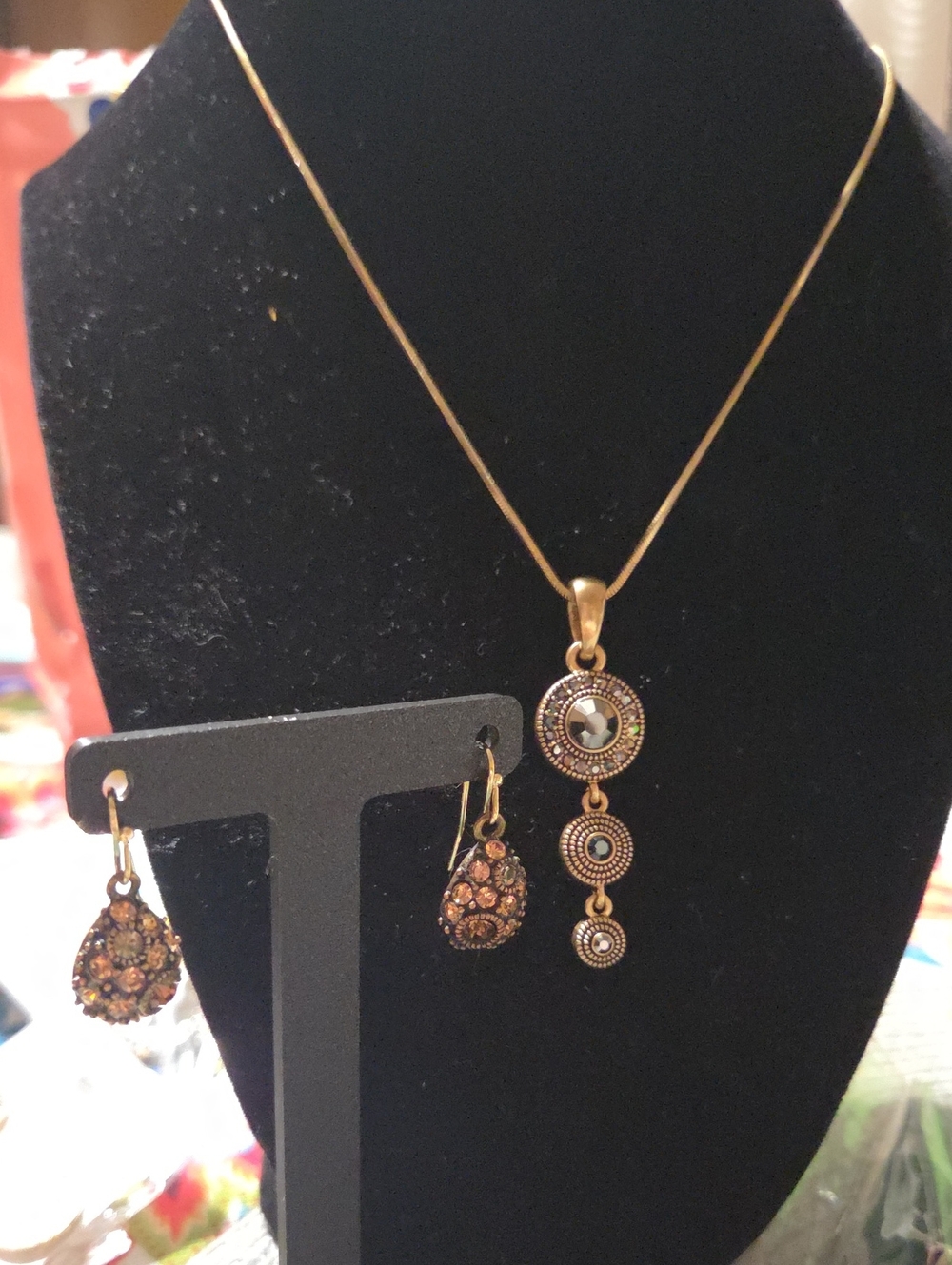 Lia Sophia: "Blitz" Necklace & "Stargazer" Earrings